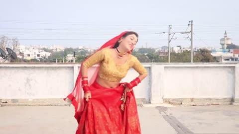 NAYI NAVELI DANCE - NEW HARYANVI DANCE - DANCE WITH ALISHA -