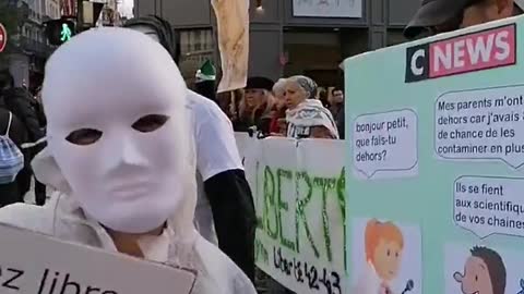 Protests in France against vaccine mandate