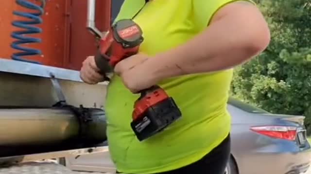 American truck drivers clean cars everyday.
