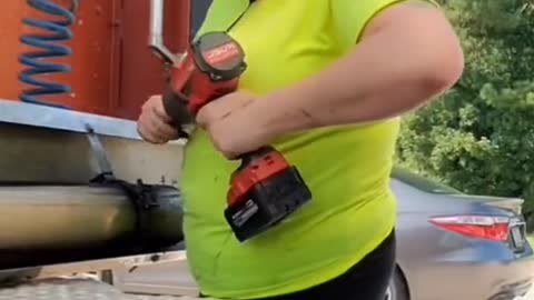 American truck drivers clean cars everyday.