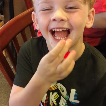 BradKuz76 Tomrik likes Jell-O