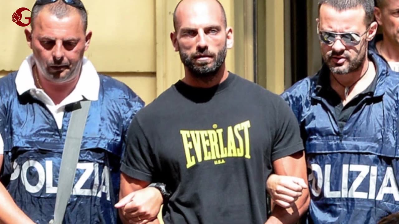 10 most dangerous gangsters in history.