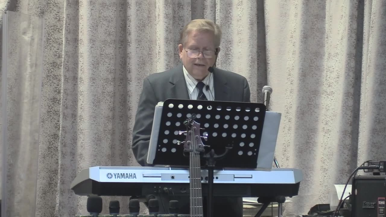 COME LET US WORSHIP THE LORD WITH KLAUS HENRIK SAARI