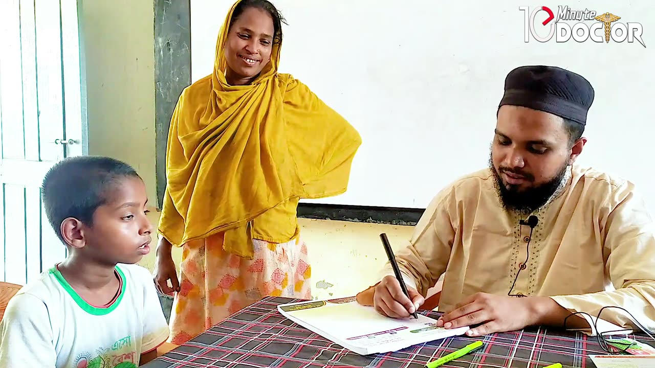 গ্রামে গ্রামে বাচ্চাদের ফ্রি চিকিৎসা