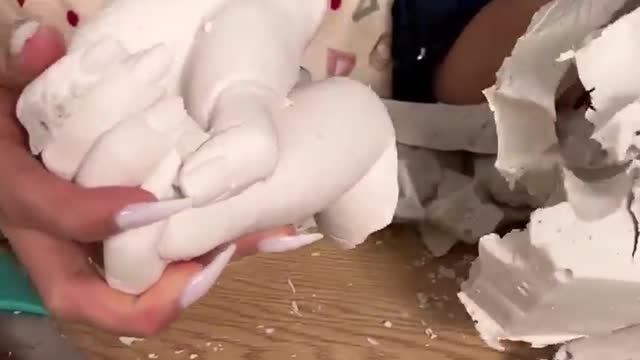 Mother and son make gypsum art sculpture! #shorts