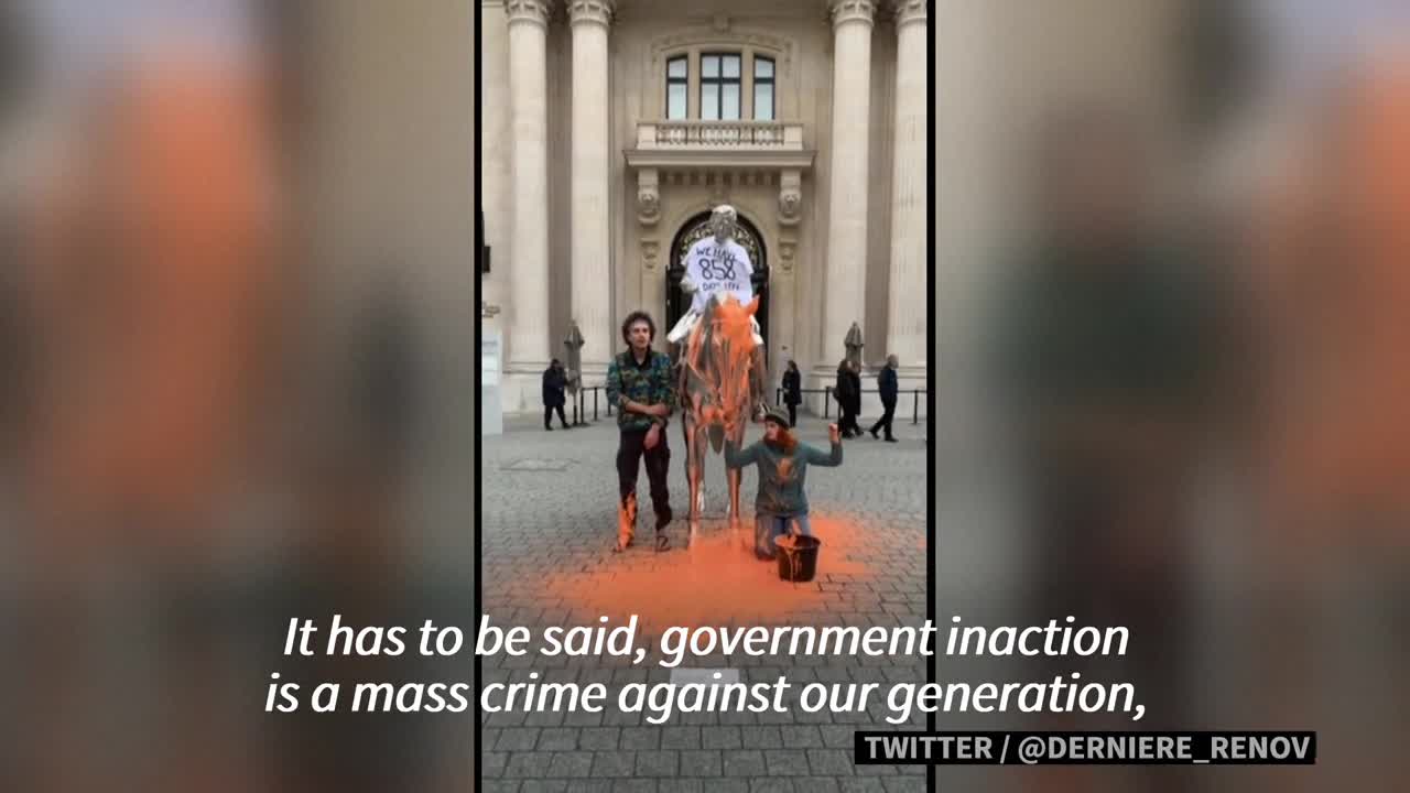 Climate activists pour paint on Charles Ray sculpture in Paris