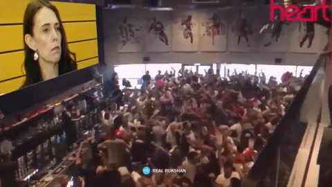 The moment Jacinda Ardern New Zealnd resigns