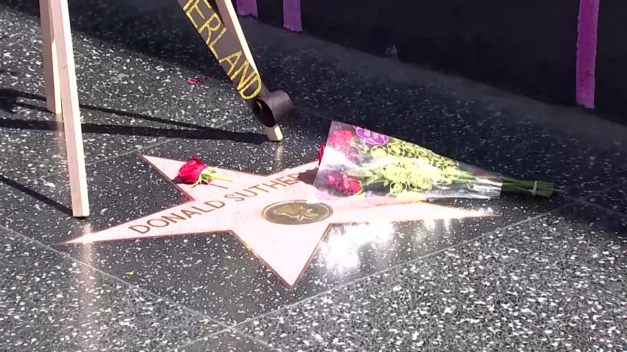 Fans honor Donald Sutherland at Hollywood's Walk of Fame