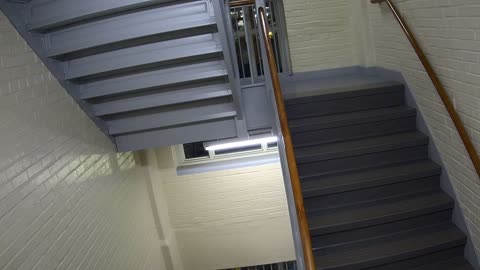 3884FHOB03Stair8_2021-01-05_18h06min06s580ms.mp4