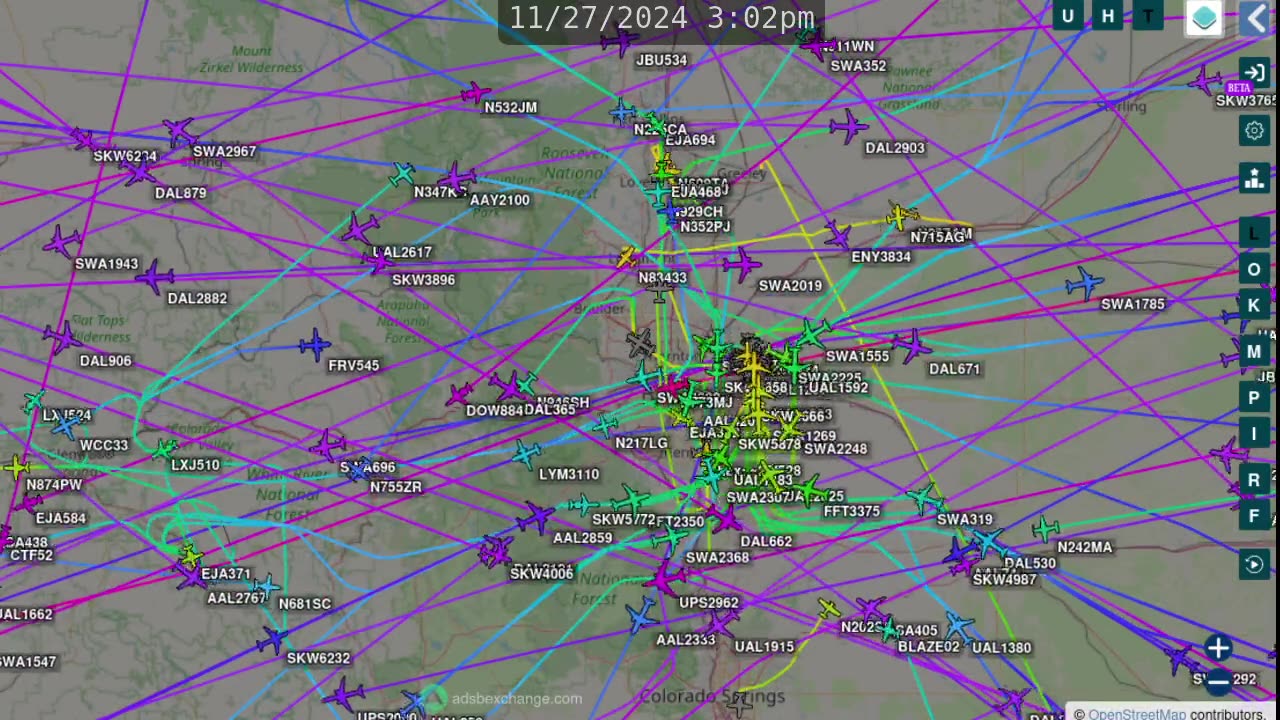 Denver CO - airplane air pollution time lapse - Nov 29 2024 - Happy Post Turkey Day -