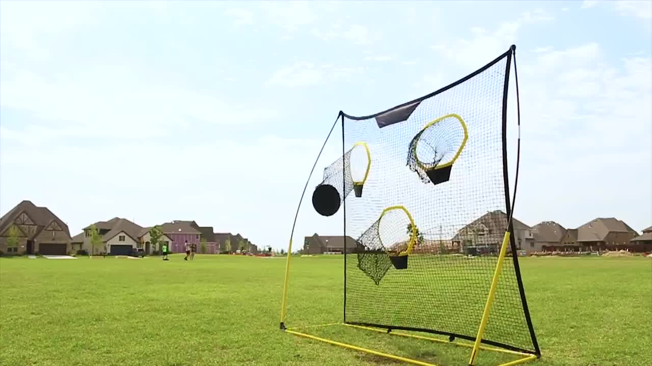 Frisbee Boomerang Trick Shot Battle