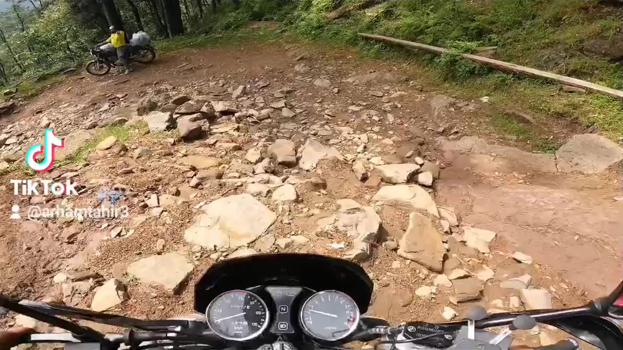 Kashmir motorcycle tour