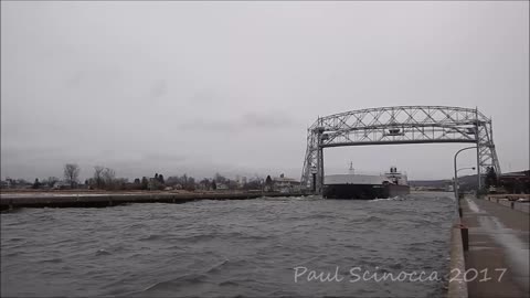 American Spirit departing Duluth loaded with ore