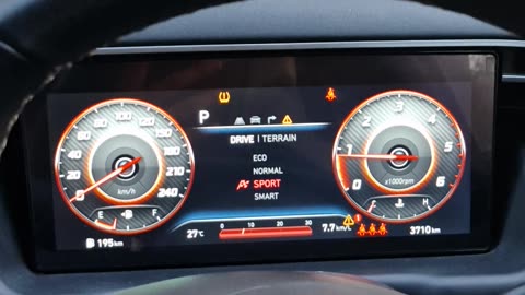 Hyundaj tucson cluster