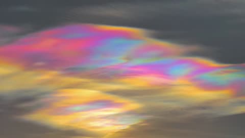 The colorful clouds at sunrise is so beautiful, share it with your favorite people to see