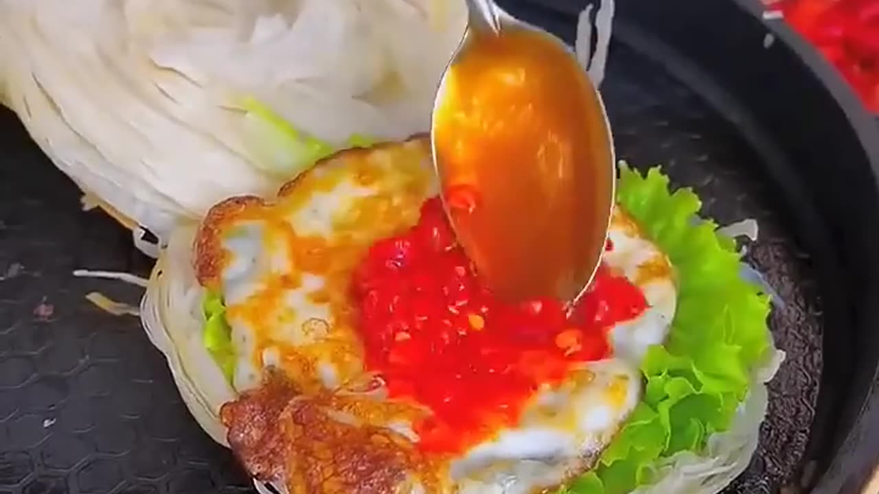 Chinese burger Gourmet surprise for an elderly couple