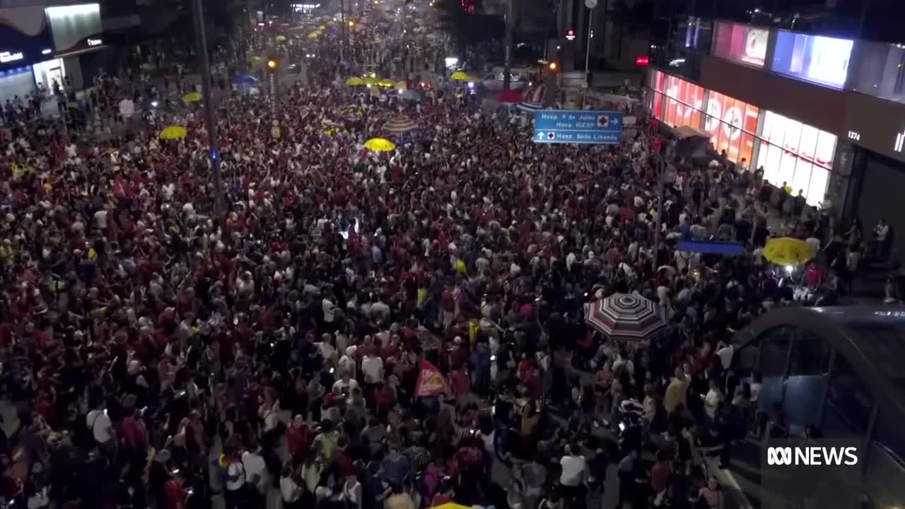Former president Luiz Inácio Lula da Silva beats Jair Bolsonaro in Brazil election | ABC News