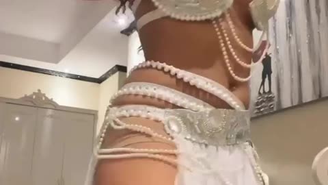 Egyptian belly dance