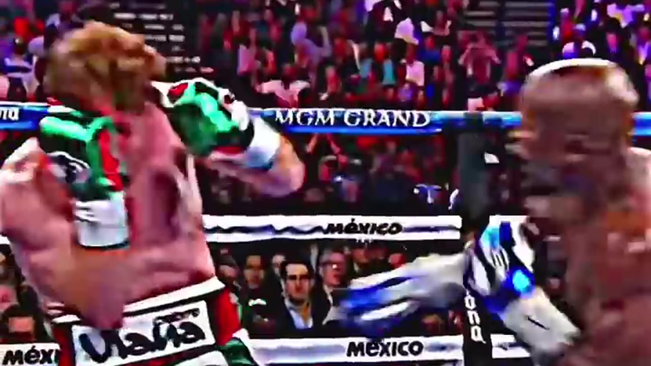 Canelo Alvarez🇲🇽 vs Floyd Mayweather🇺🇸 #floydmayweather #caneloalvarez #boxing