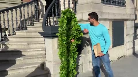 Way too funny: Bushman Prank