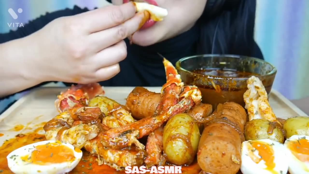 SAS-ASMR spicy SEAFOOD boil eggs, corn, enoki mushrooms eating 🍤🦞| asmr mukbang seafood compilation