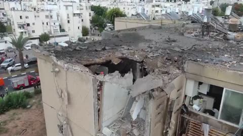 An apartment in Tel Aviv suffered a direct hit by a Hamas-ISIS rocket.