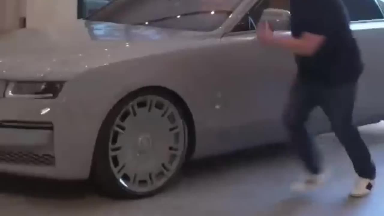 You scratched my Rolls Royce lu #kardashians #season4