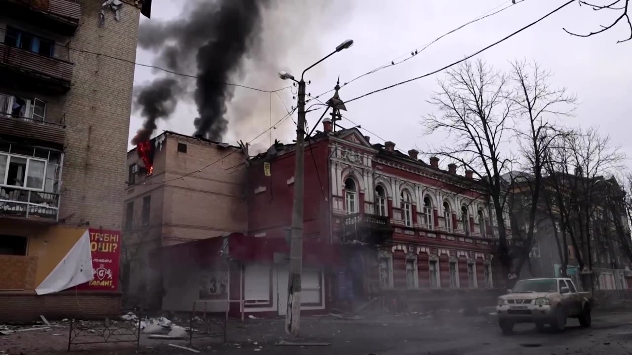 Battle for Ukraine's Bakhmut 'utter hell'