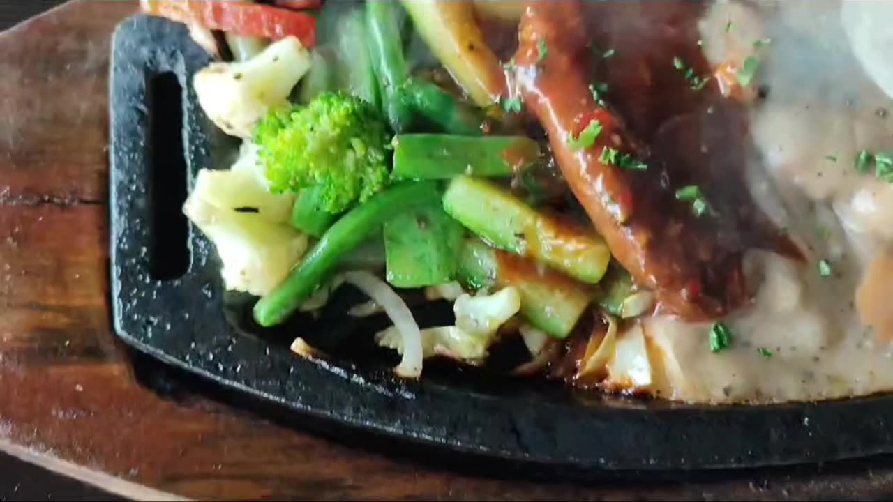 Dining Delights: A Gastronomic Adventure