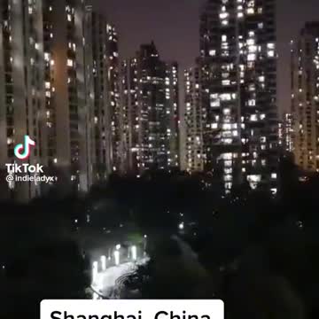 People of Shanghai Screaming Out Their Windows After Weeks of Forced Confinement to Their Homes