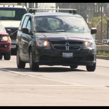 Canadians Don't Want To Purchase EV Vehicles!