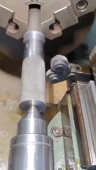 Metal Knurling: Transforming Smooth Surfaces into Textured Art