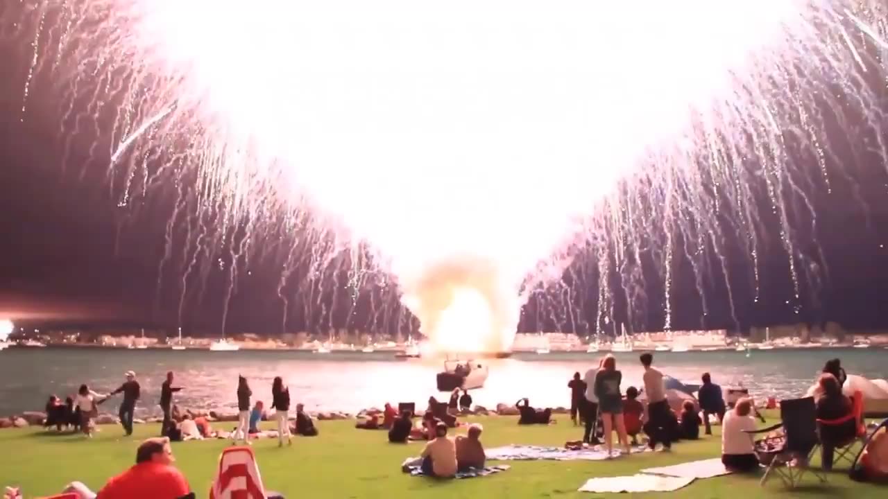 Fireworks show where a computer glitch caused the entire 18 minute show to go off in 25 seconds