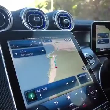 Mercedes being cheeky 😂