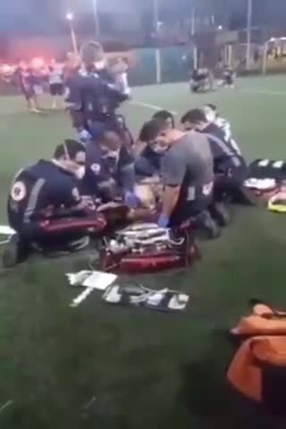 BRAZILIAN SOCCER PLAYER HAS HEART ATTACK DAYS AFTER THE JAB