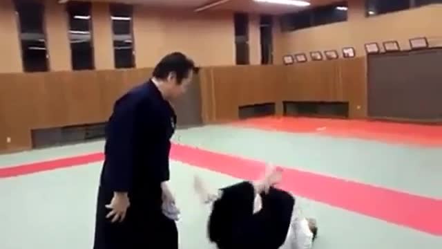 Defeat the enemy with momentum