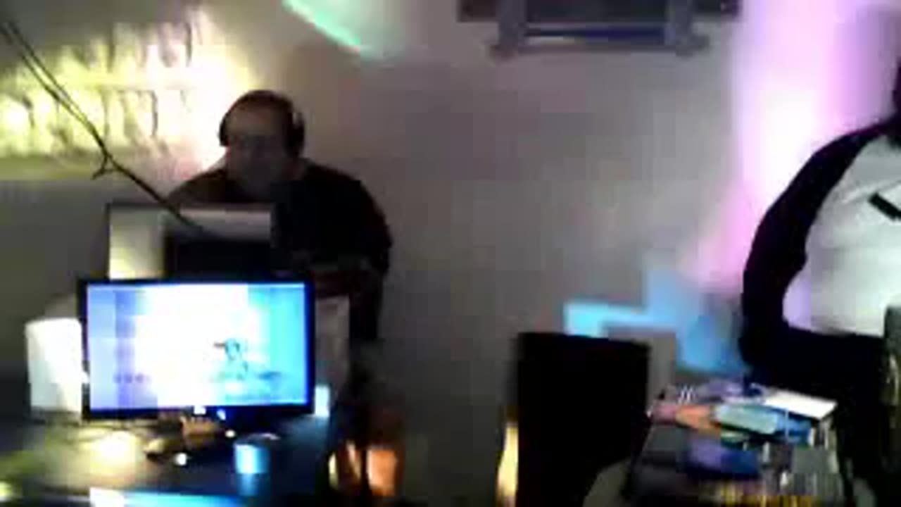 Dj Azreal1 playing the jams