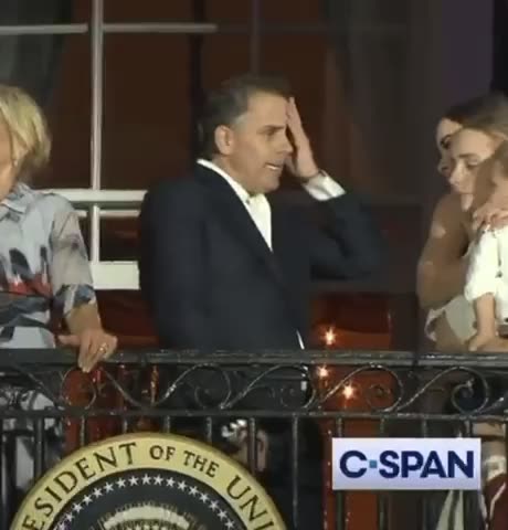 Hunter Biden high on coke at the White House