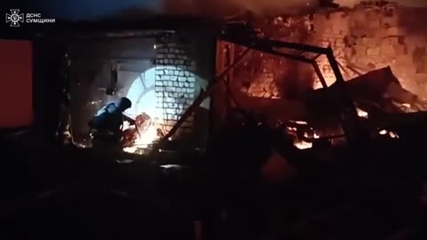 Sumy region: rescuers extinguished a large-scale fire caused by an enemy attack