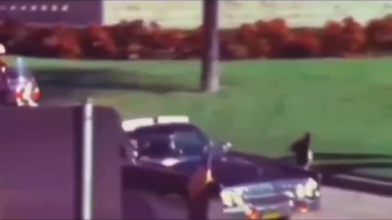 Another Zapruder Film version, narrated