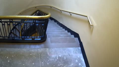 5191CHOB05Stair3_2021-01-06_12h40min03s347ms.mp4