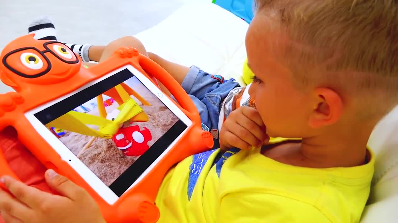 Vlad and Nikita play with Toy Tow Truck for children