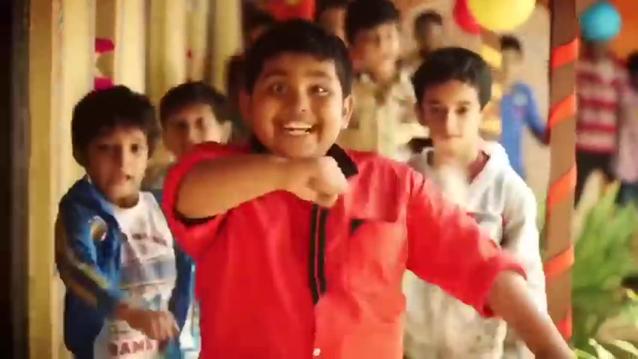 Funny Meme 2023 Super funny inidan kid dancing