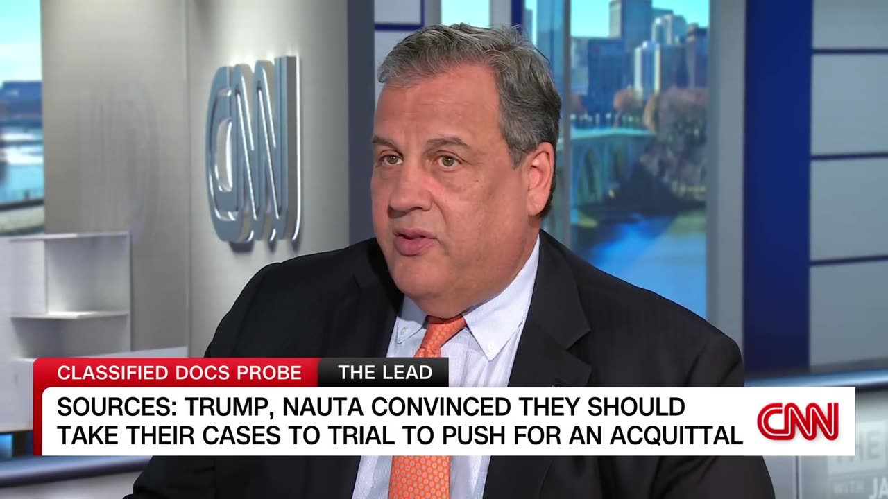 Chris Christie reacts to Trump's latest attack on special counsel