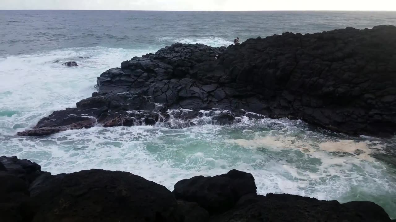 Sunrise at Queens Bath on Island of Kauai