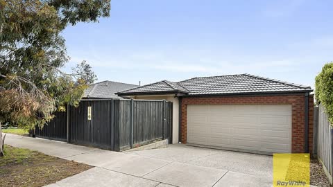 12 Prismatic Place, LEOPOLD, Victoria