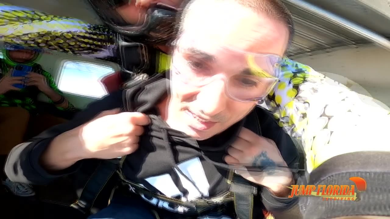 Sky Diving is fucking Awesome!!!