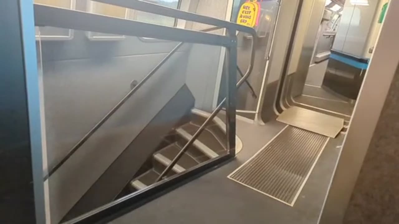 2023-07-05 (3) - Train - Twitch Decheterie