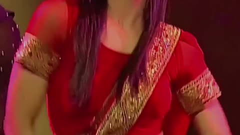 GREAT DANCE PERFORMANCE BY INDIAN DANCER ON CHAMK CHALO