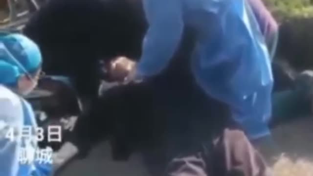 The Vaxxed Are Dropped Like Flies 💉🤔